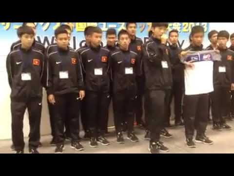 văn thanh cao bao nhiêu 6 năm trước, Xuân Trường đã nói tiếng Anh tự tin như thế này (U17 quốc tế Sanix Cup 2013)