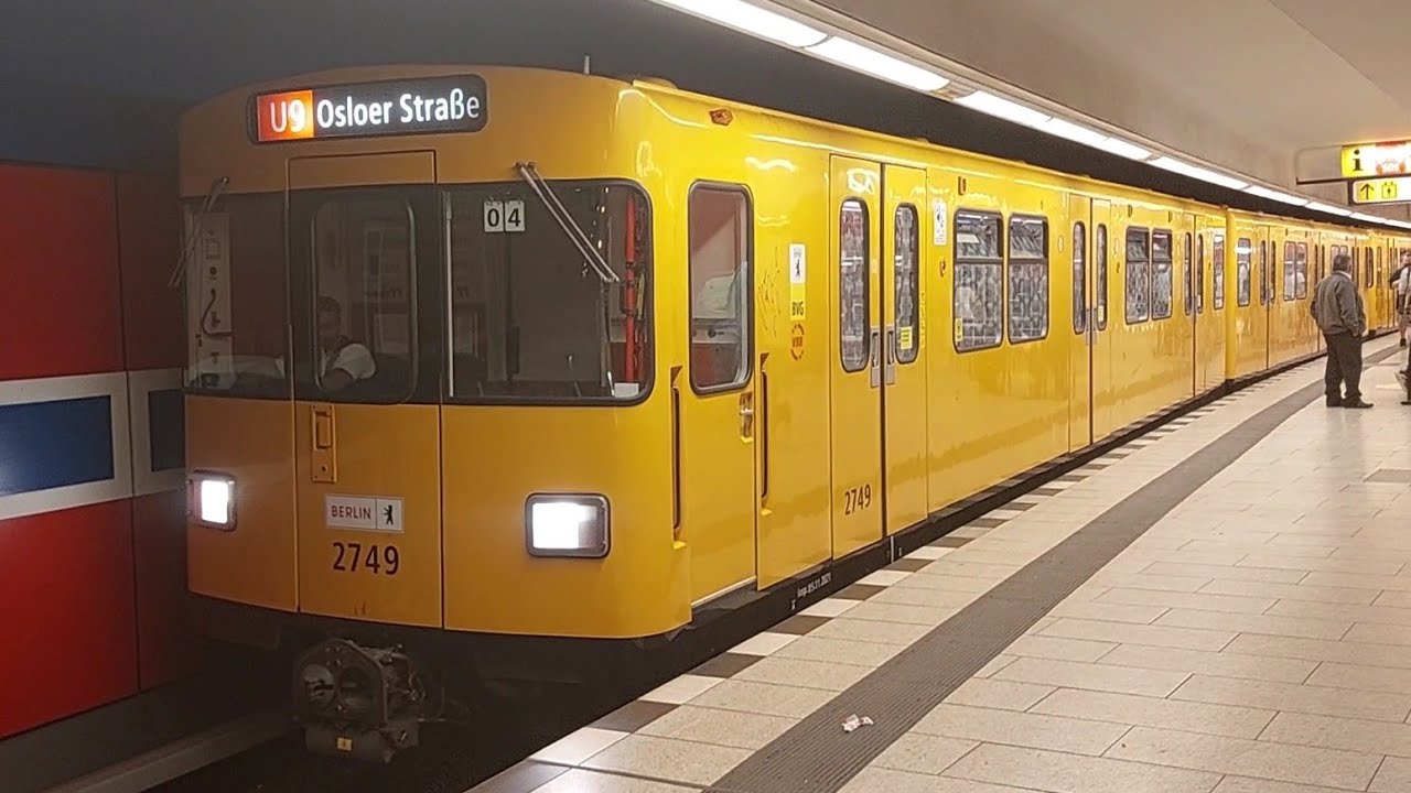 Mitfahrt in der U9 von Rathaus Steglitz bis Osloer Straße im F84 2749 @Zugnachberlinfreak72