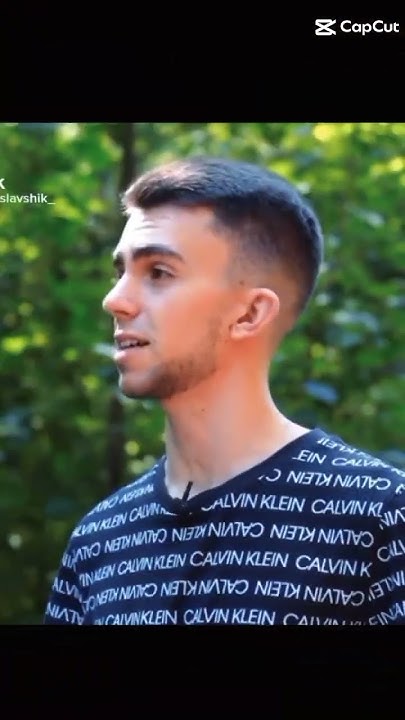 Обожаю этого парня, у него очень смешные шутки про имена :} - YouTube