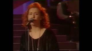 Tina - Ootan sua kuin kuuta nousevaa (live 1995)