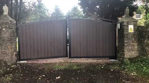 Composite Board Swing Gate Jan 2021 / TQ Security