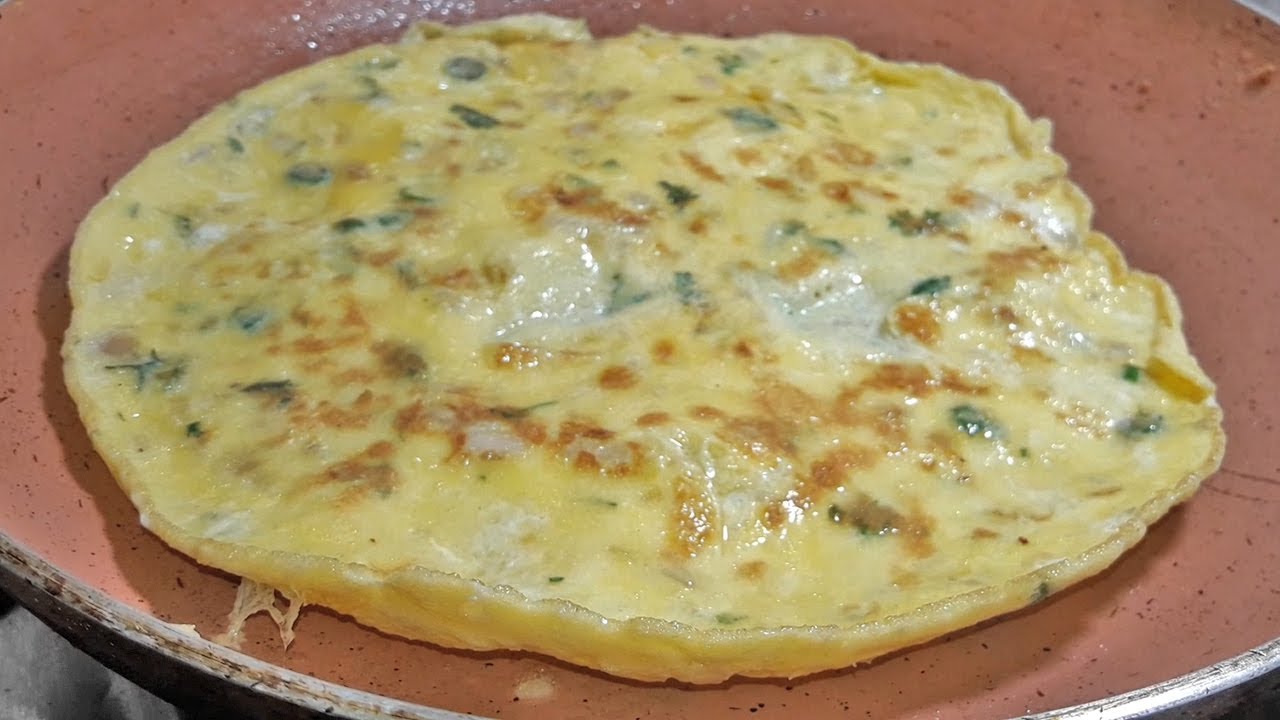 सिर्फ दो मिनट मे घर पर बनाये अंडा ऑमलेट | Egg Omlet made at home in just two minutes | Desi Indian Food