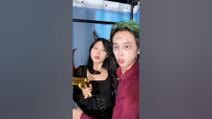 What are the little devils doing in the changing room。#devil #lilith #funny #shorts