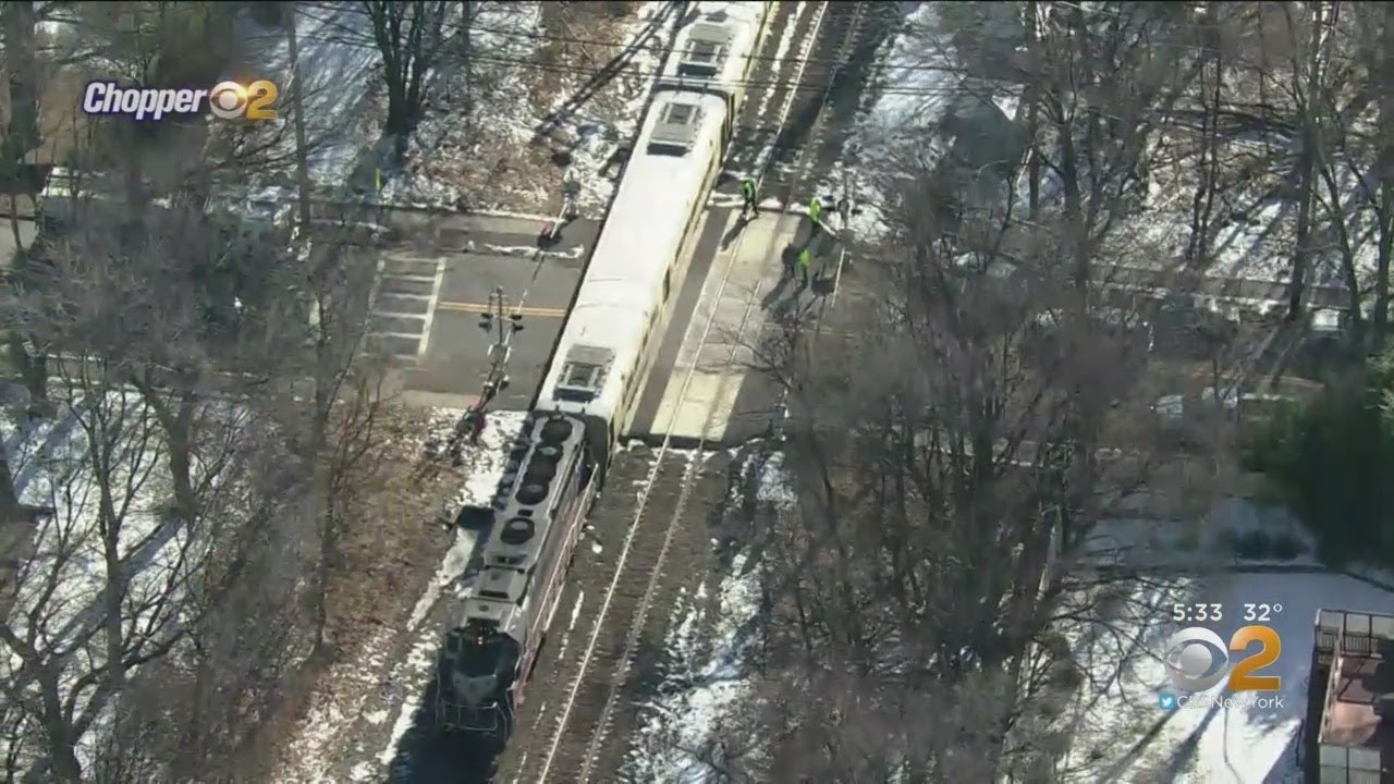 Woman Struck, Killed By NJ Transit Train In Glen Rock - YouTube