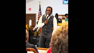 Jamal Roberts Comes Up with An Amazing Performance During a Church Service 