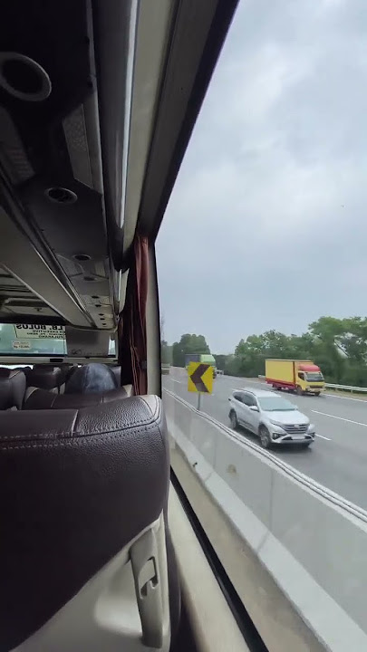 prank naik bus