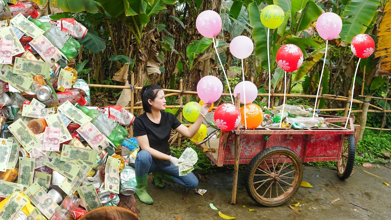 Single Mom Discovers Lucky Treasure while Collecting Scrap - Daily ...