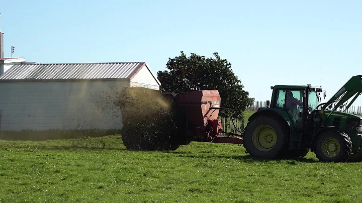 Abbey Muck Spreader | AP900 - Greg Langman