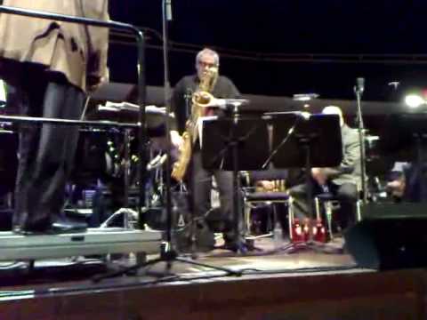 Metropole Orchestra: Charles Mingus Tribute - "Moa...