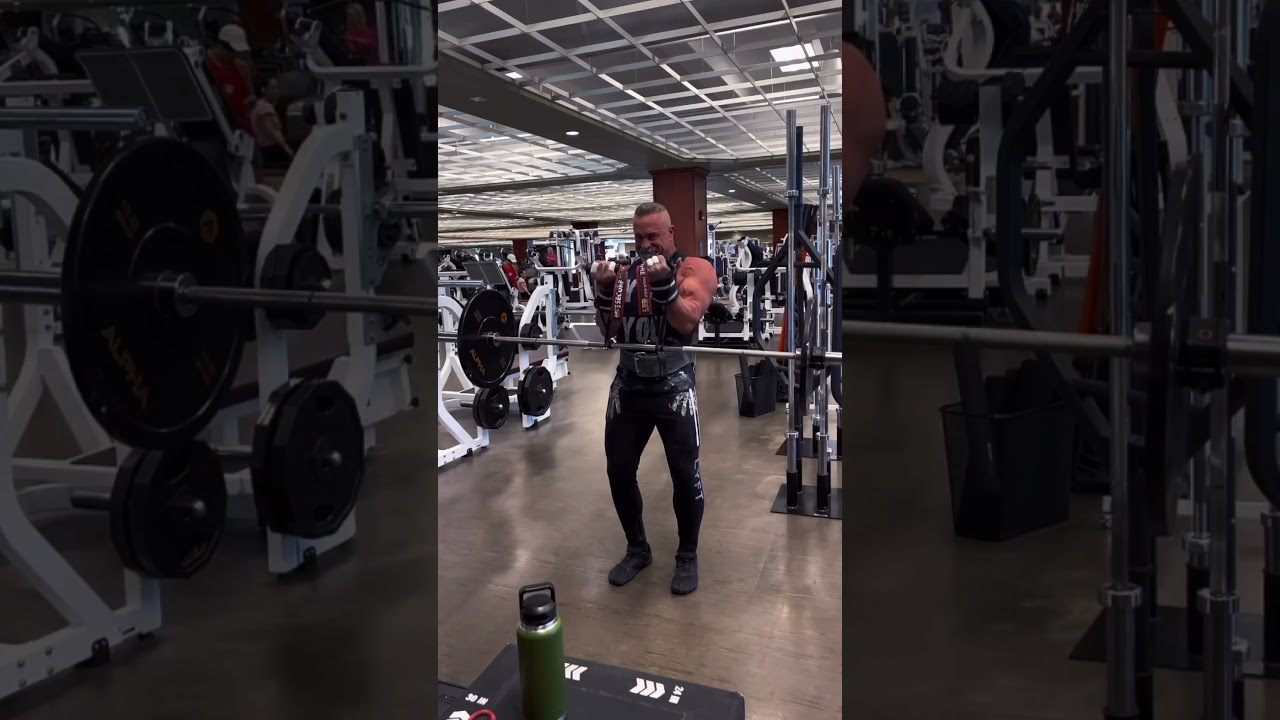 For even more added intensity, narrow your grip while using cable handles on the barbell curls.