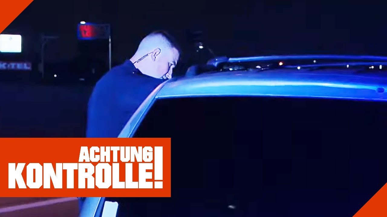 Aggressiver Mann im Auto: "Ihr wollt mich nur fertigmachen!" | Achtung Kontrolle | Kabel Eins
