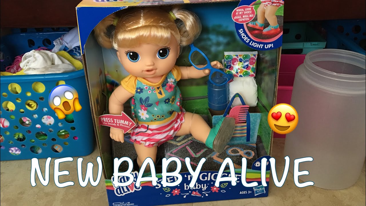Baby Alive Step 'N Giggle Baby Black Hair Doll w/25 Sounds & Phrases Toy NEW 