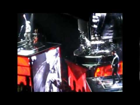 Muse en directo en Madrid 2009 MULTICAM: Intro + Uprising