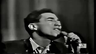 Smokey Robinson and the Miracles Live footage Ooh Baby baby