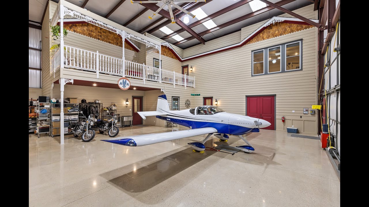 Amazing Luxury Hangar Home FOR SALE at Hicks Airfield in Fort Worth