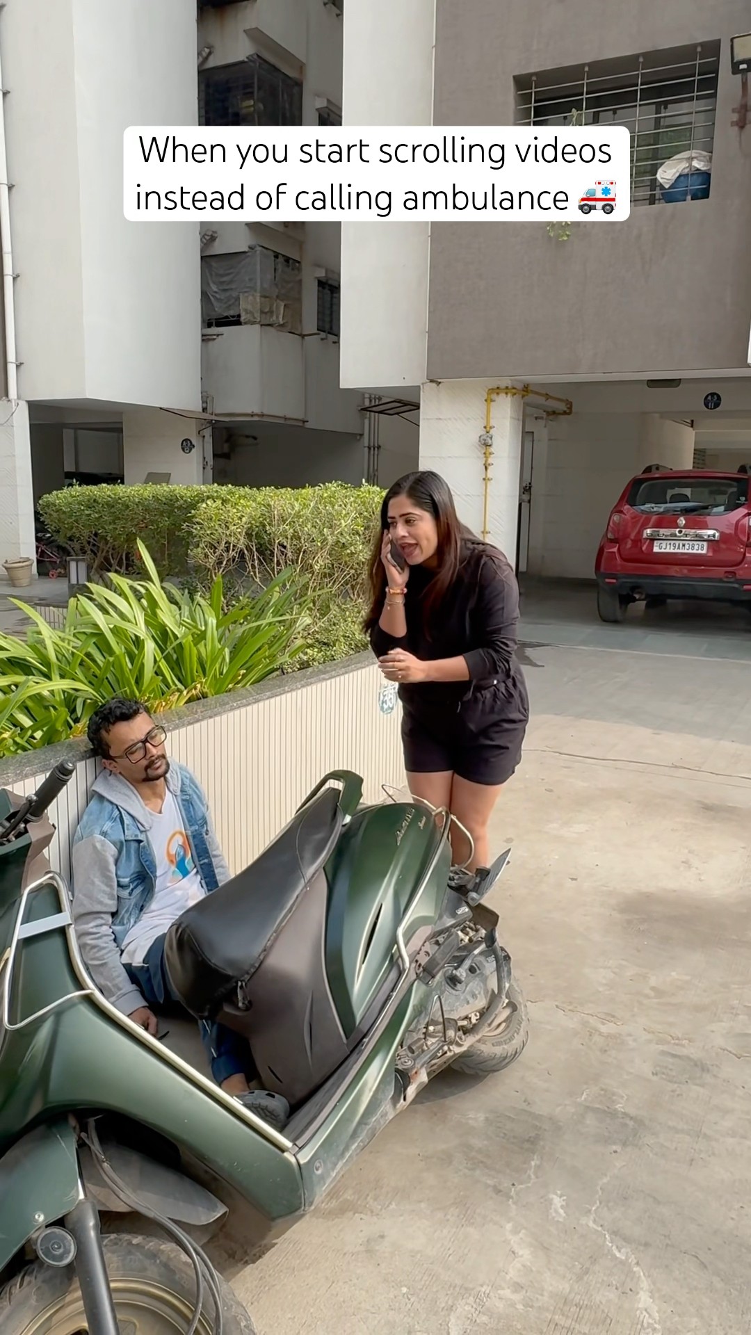 Aadat se majboor ???? #funny #shorts #comedy #husbandwifecomedy