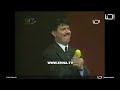 زاهي غريب مهما الغربة تبعد فية 