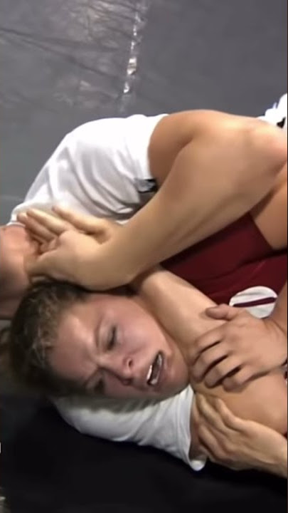 Nick Diaz taps Ronda Rousey