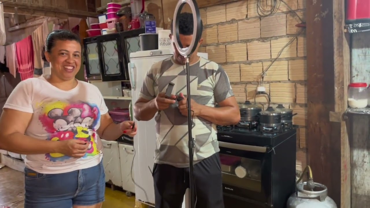 Recebemos nosso pagamento do YouTube/compramos nossa ring light.