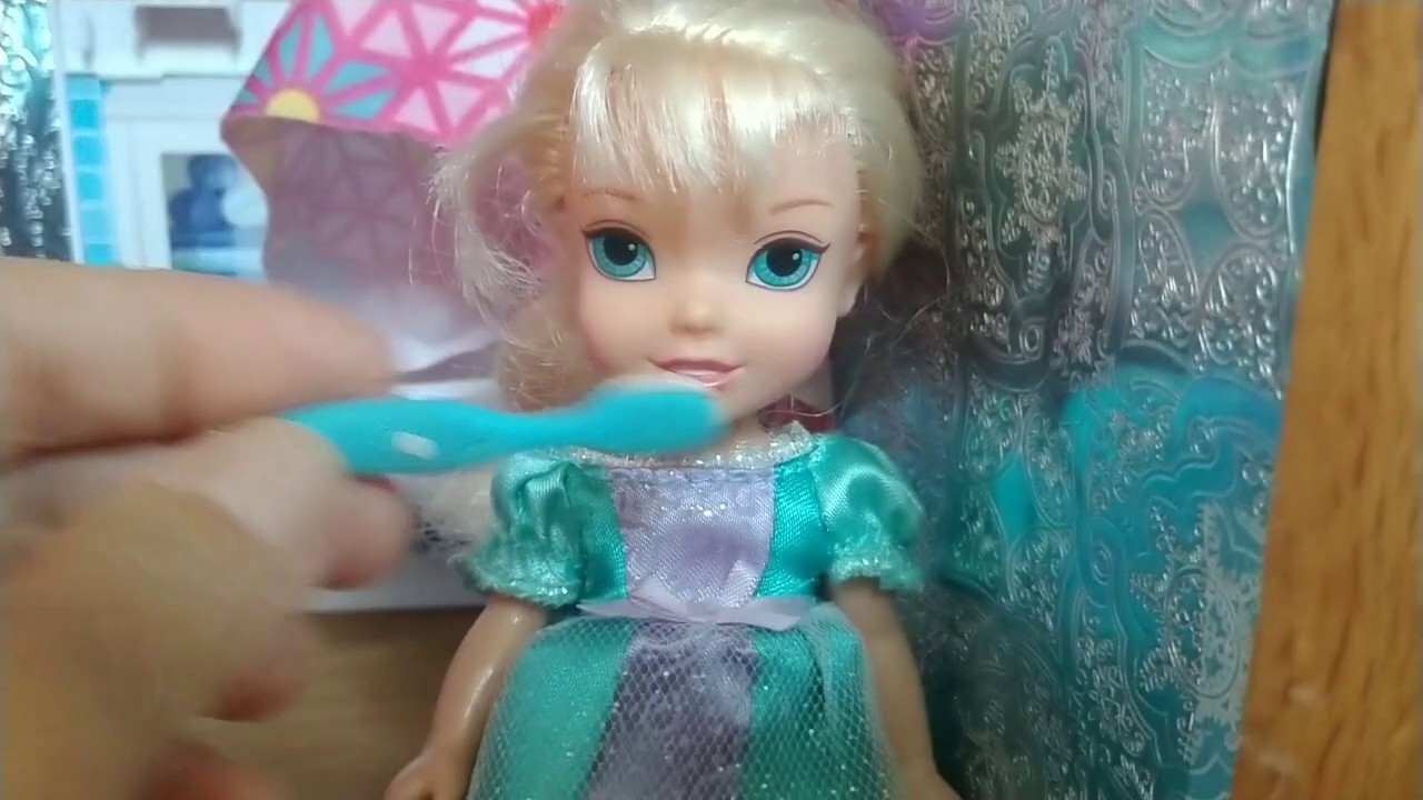 Elsa Toddler Doll Morning Routine. Come play with me Barbie New episode