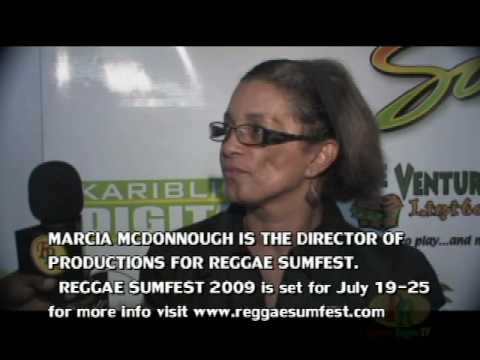 REGGAE SUMFEST 08 ALKEBU-LAN with MARCIA MCDONNOUG...