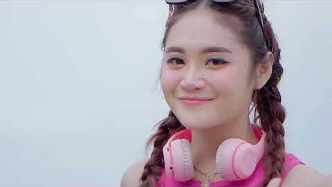 Mala Agatha - Om Om Culik Aku Dong (Official Music Video)