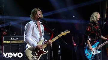 R5 - Smile (Vevo Presents: FunPopFun Festival)