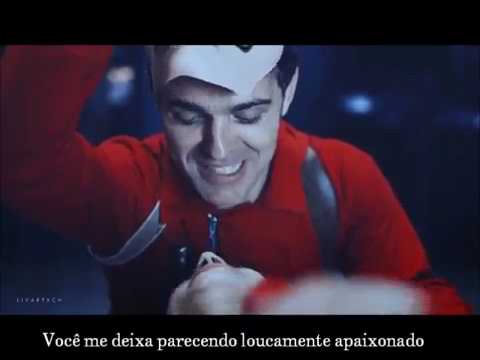 ქაღალდის სახლის ერთ-ერთი საუკეთესო წყვილი*