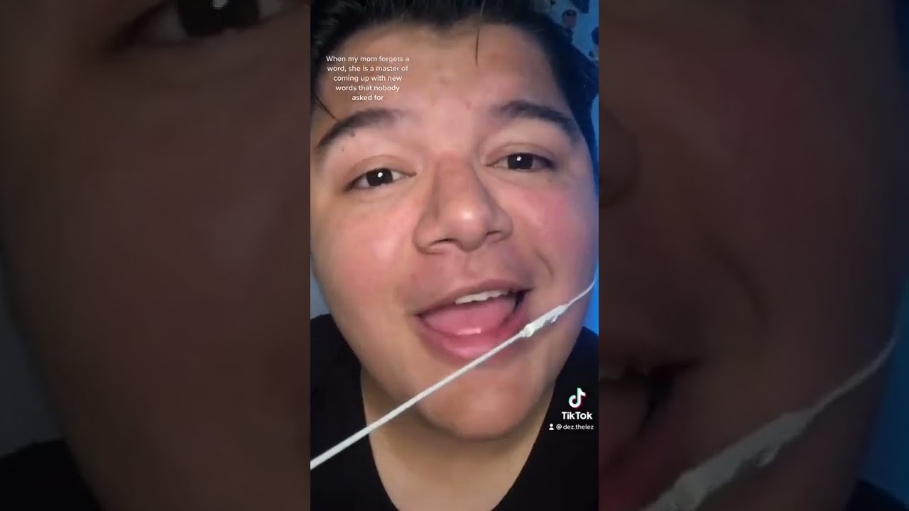 Когда моя латиноамериканская мама забывает слово ЧТО ТЫ ЗАКАЗАЛ?? 🍭 w dez.thelez #шорты