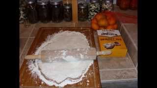 How To Make Cafe&#39; DuMonde Beignets.  YUM!!