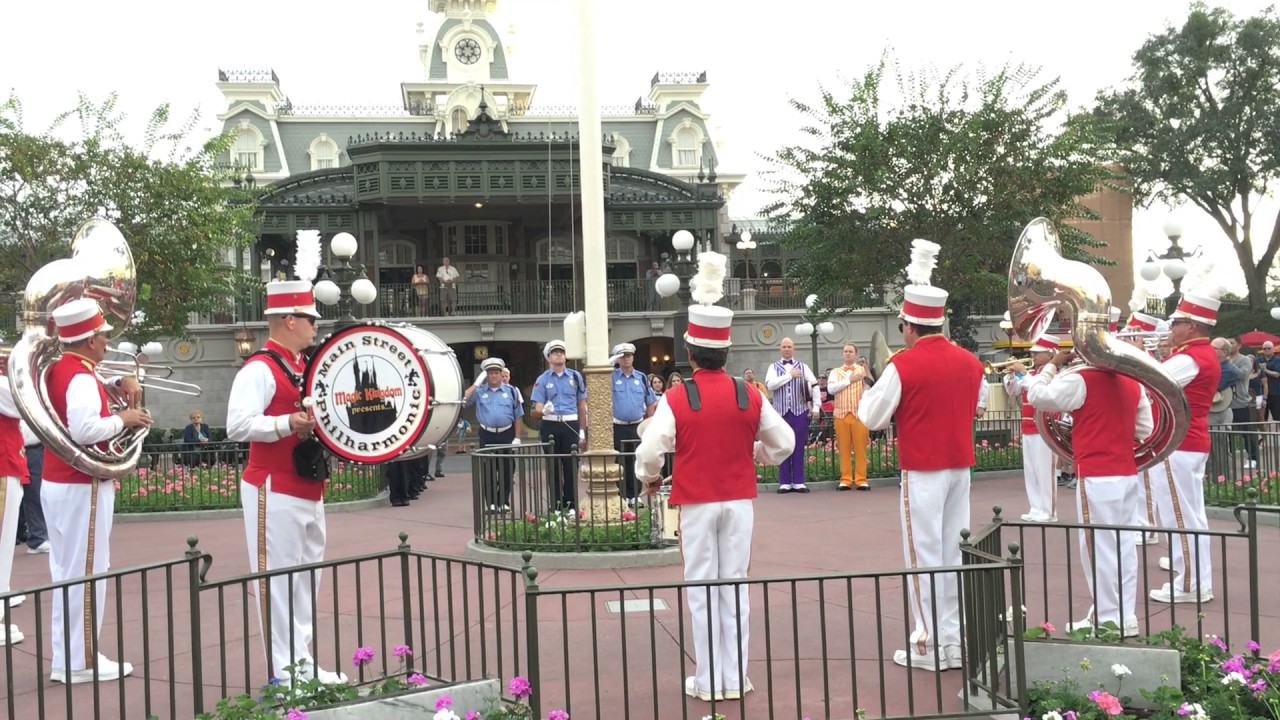 Magic Kingdom Flag Retreat - Pledge of Allegiance - Walt Disney World ...