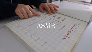 ASMR Holiday Cookbook Flip Through 🎄🍪 screenshot 3