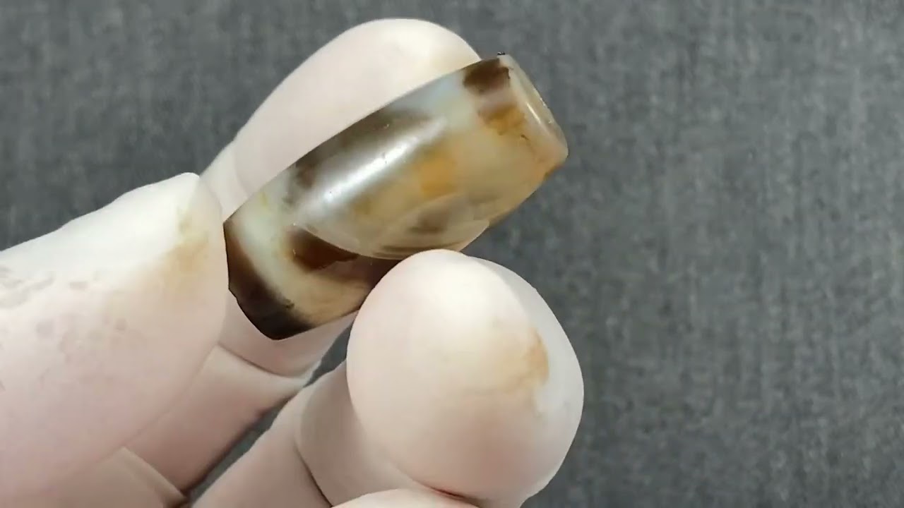 三眼」（ドラゴンライン入り）至純（現代）天珠 直径約13.5×29mm