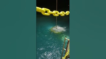 underwater (R.O.V)REMOTELY OPERTED VEHICLE launching
