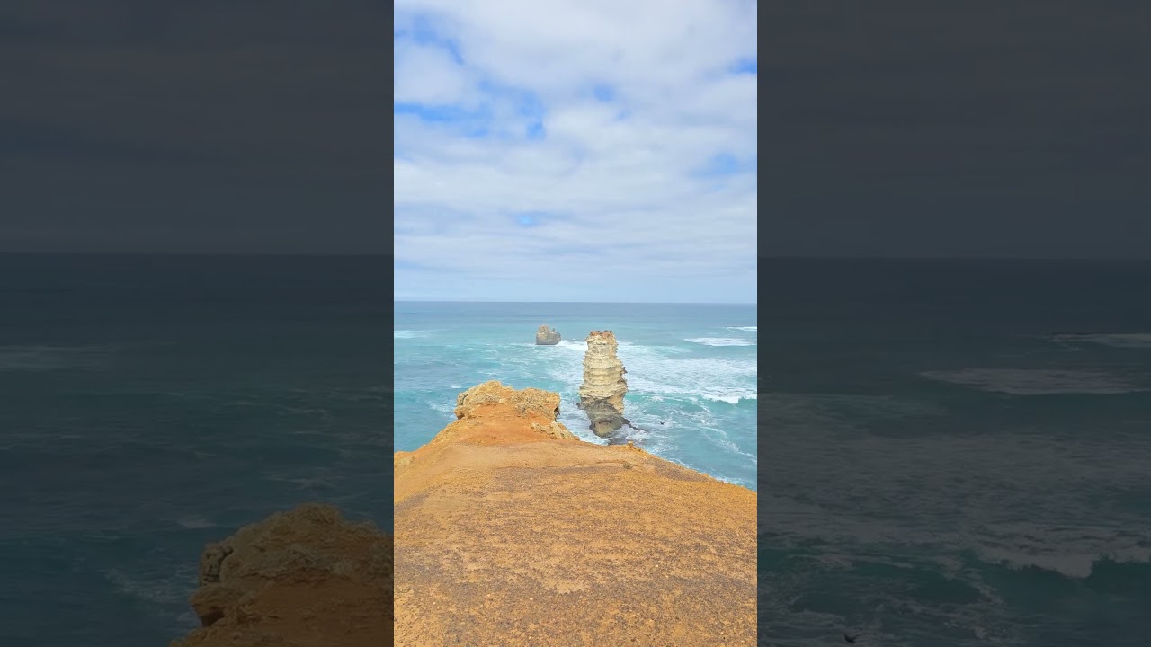 Exploring the Stunning Bay of Islands: Nature's Coastal Masterpiece - Peterborough Victoria