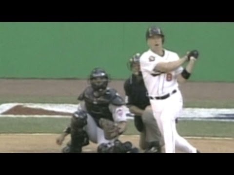 2001 ASG: Cal Ripken homers in final All-Star Game