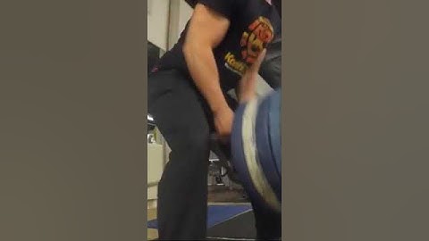 Landmine Row gone Wrong| Gym fails with Ahnuld Schwarzenegger |