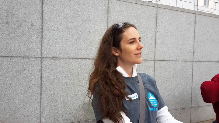 Voices of SF: Elizabeth Earls
