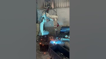 Robot Hàn Tự Động Dò Tìm Mối Hàn