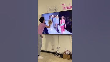 I MADE MODELS FALL FOR ME 😂 #Shorts