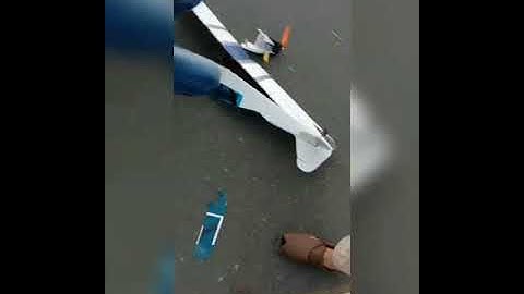maiden flight + crash of my Piper Cub J3