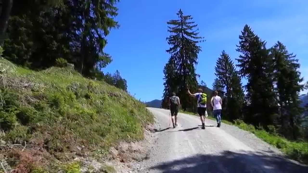 Wanderung vom Urisee bei Reutte auf die Dürrenberg Alm