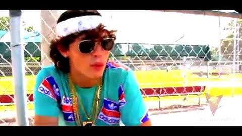 VR HOUDINI - 2 OPTIONS (OFFICIAL VIDEO)