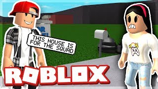 BUILDING A NEW HOUSE! - ROBLOX