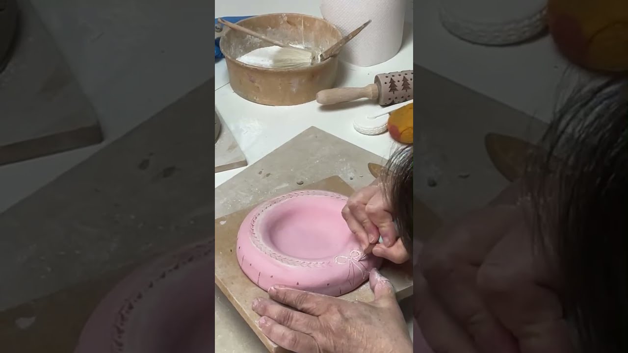 MODELADO DE UN PLATO CON FORMA DE DÓNUT