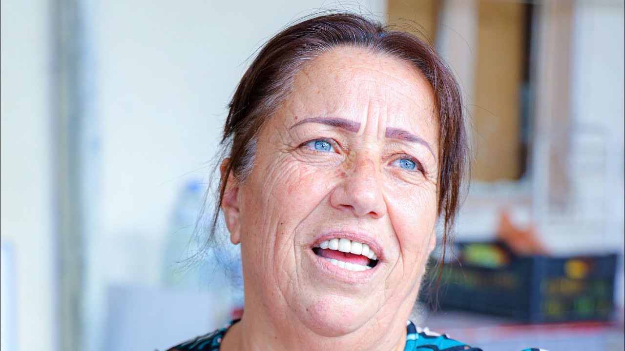 Em Georges! The Lady With Skilled Hands & Beautiful Smile