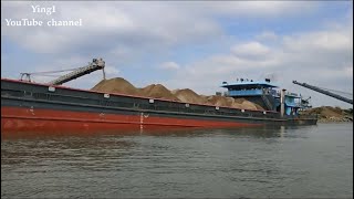 Barge loading and unloading 5200 tons of river sand !