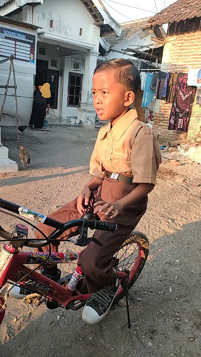 RADEN MENUNGGU #shorts #trending #tampanofficial