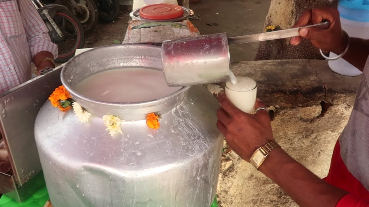 Masala Chaas rs 10 | Cheapest Street Food in Mumbai | Kurla West | Spiced Buttermilk | Summer Drink | Street Food Zone