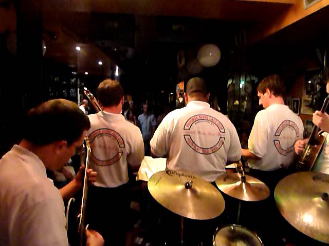 Guarda Capital Focus Jazz Band at the Café Populart Jazz Club, Madrid, Spain su YouTube Guarda Capital Focus Jazz Band at the Café Populart Jazz Club, Madrid, Spain su YouTube